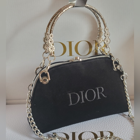 Dior Beauty Black Velvet Pouch - Picture 1 of 7